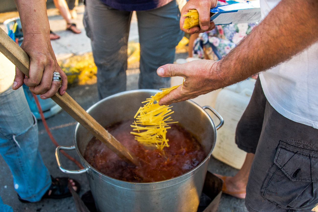 Dimitris, Athens Social kitchen / DO NOT USE/ RESTRICTED