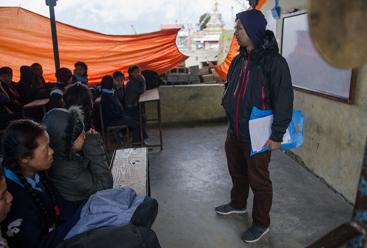 Nepal girls/ Please Do Not Use