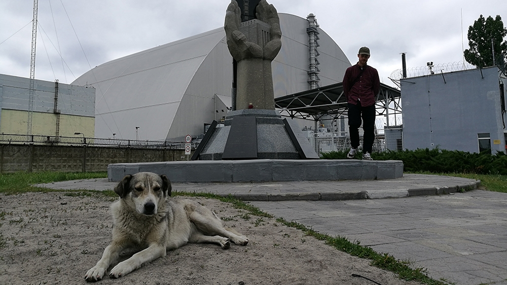 A monument near the protective sarcophagus covering the Chernobyl plant’s exploded fourth reactor