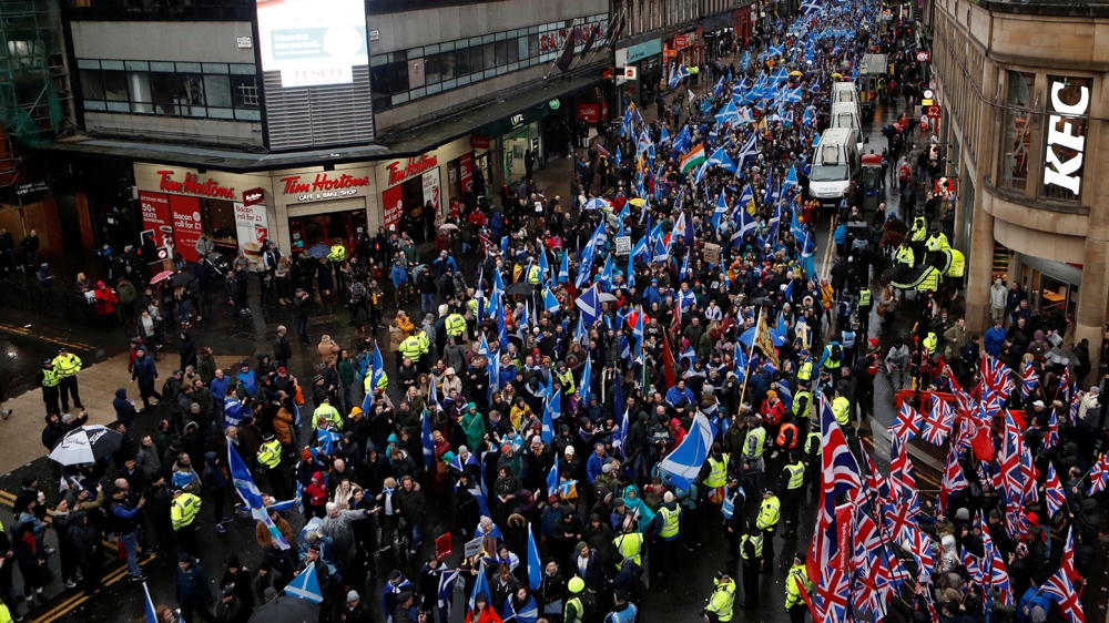 Independence supporters were met with a smaller pro-union demonstration