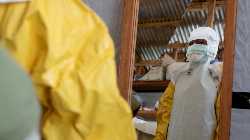 MSF staff at the Beni centre get ready for their round in the high-risk area