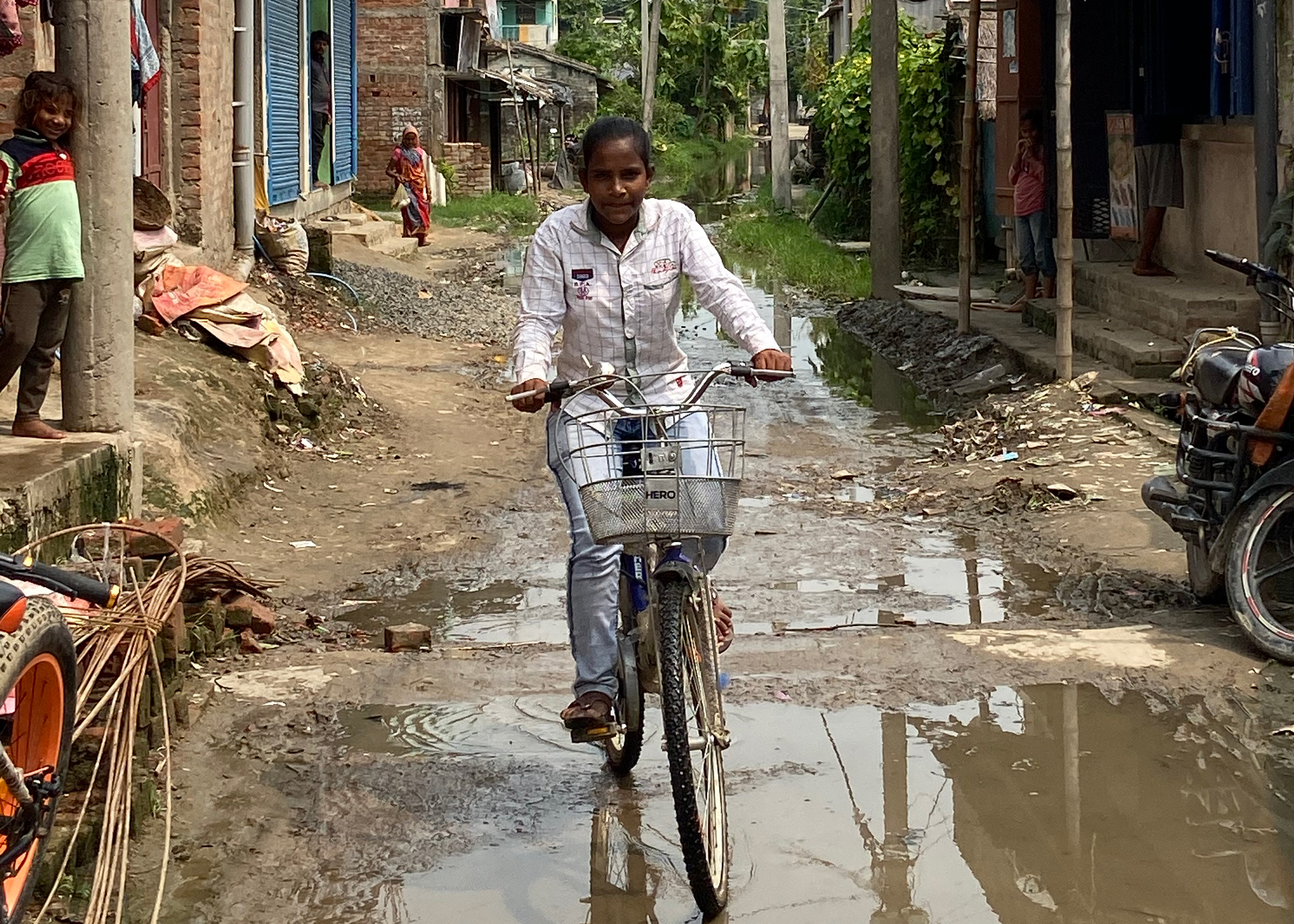 Jyoti's story of determination caught the imagination of people across the country [Chinki Sinha/Al Jazeera]