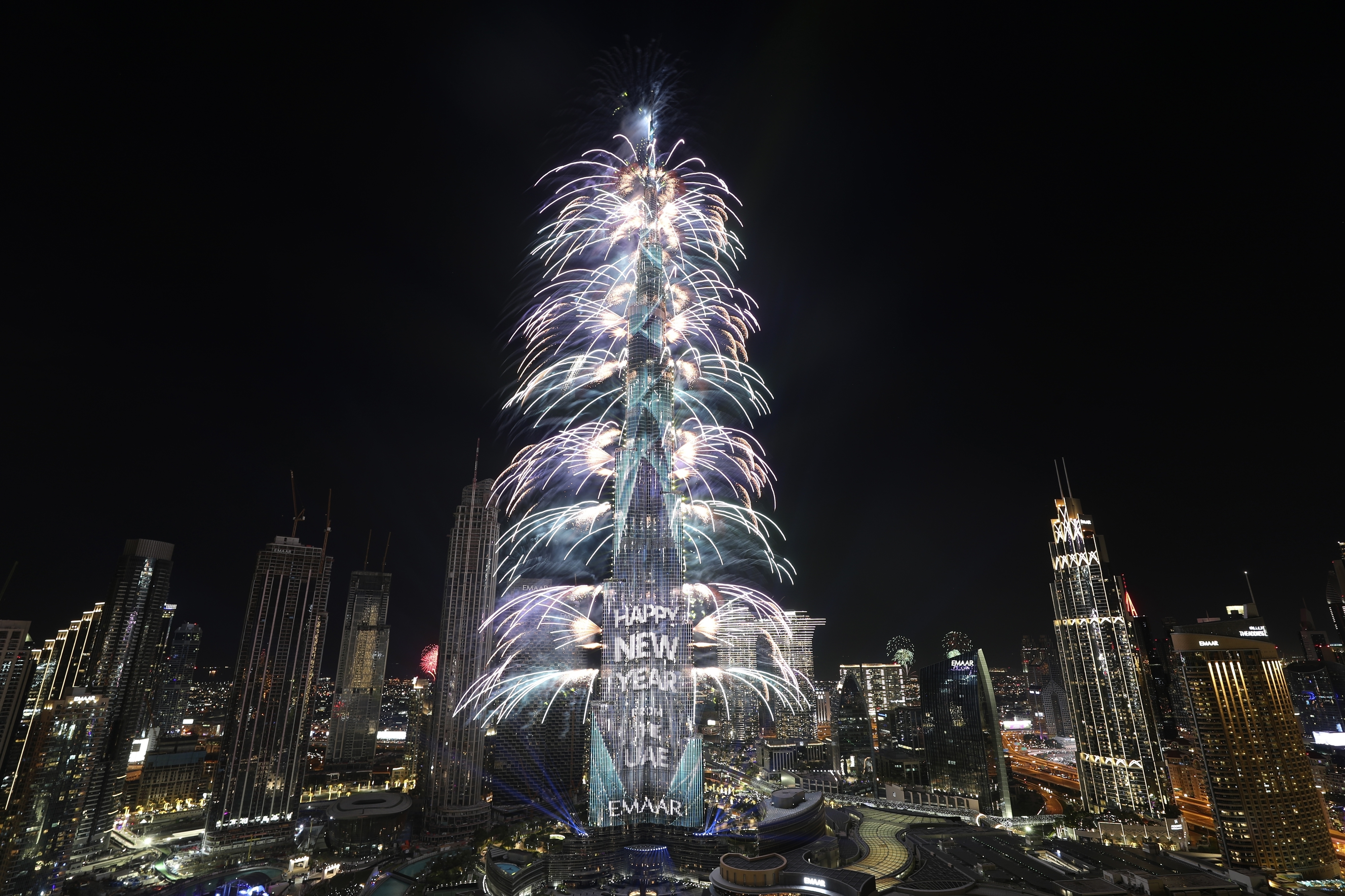 Fireworks explode at the Burj Khalifa, the world’s tallest building, during New Year’s Eve celebrations in Dubai, United Arab Emirates