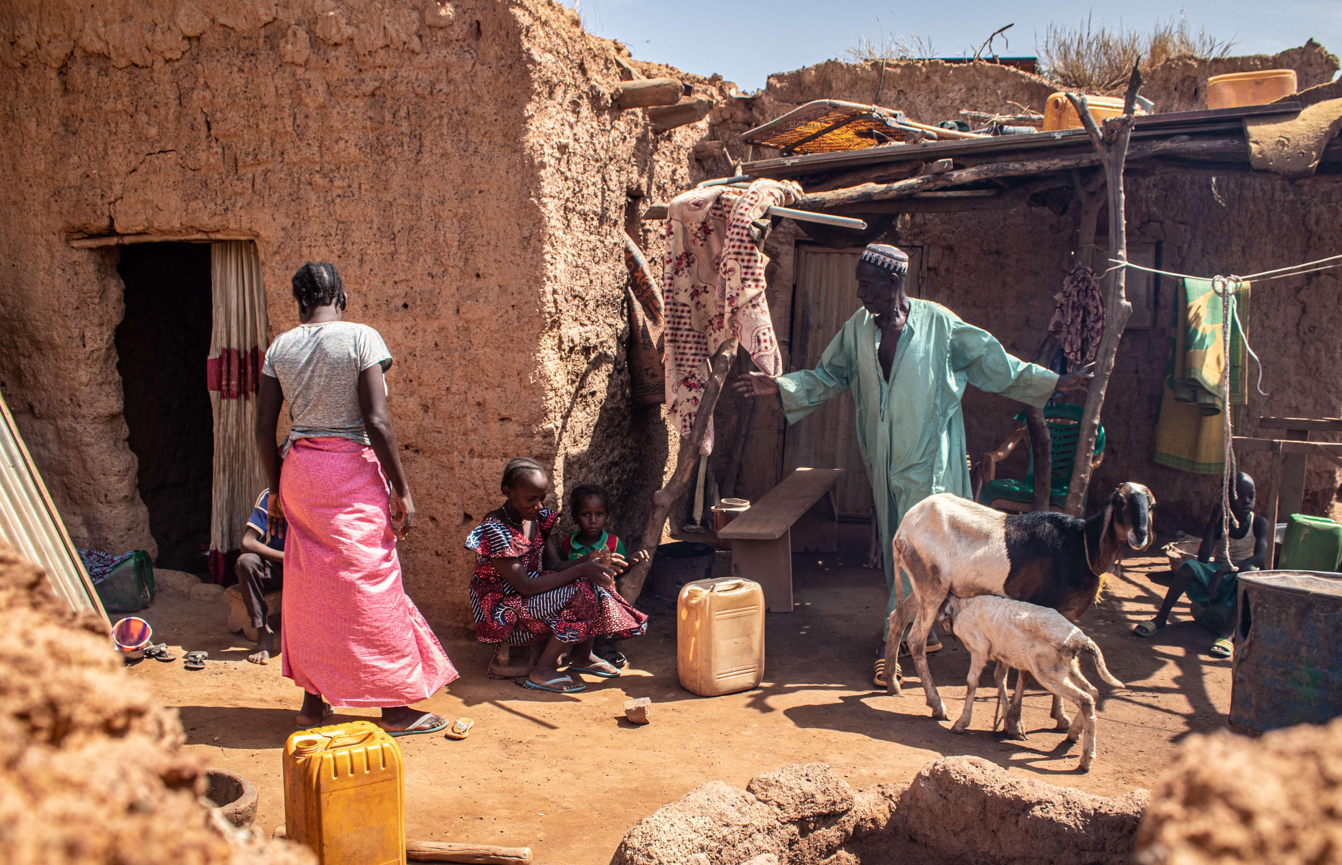 Burkina Faso displaced families
