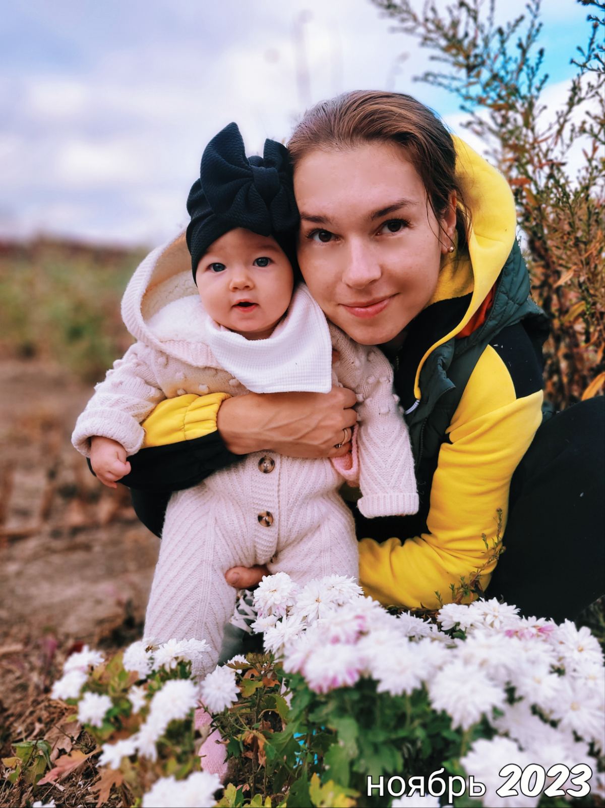 Zaive with daughter 3 source Tamara Zaiva-1700581169