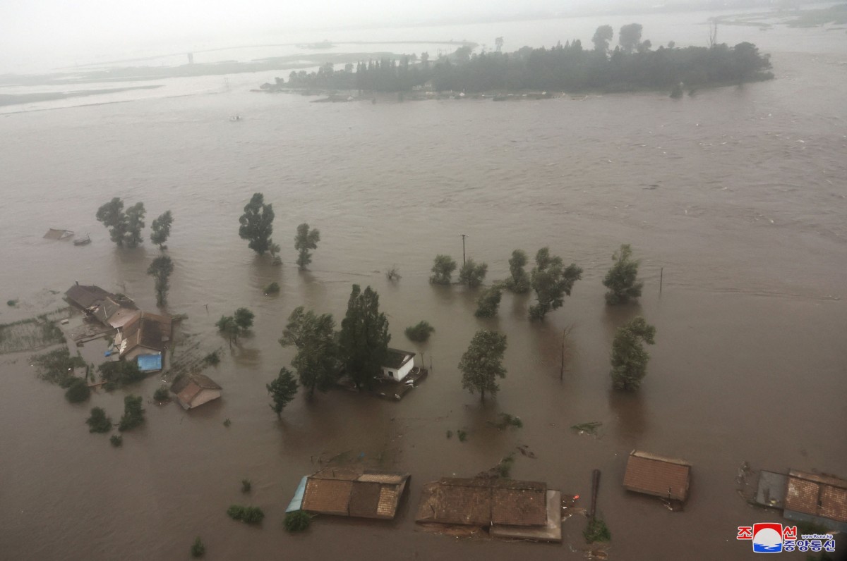 North Korea mobilises military helicopters for flood rescue
