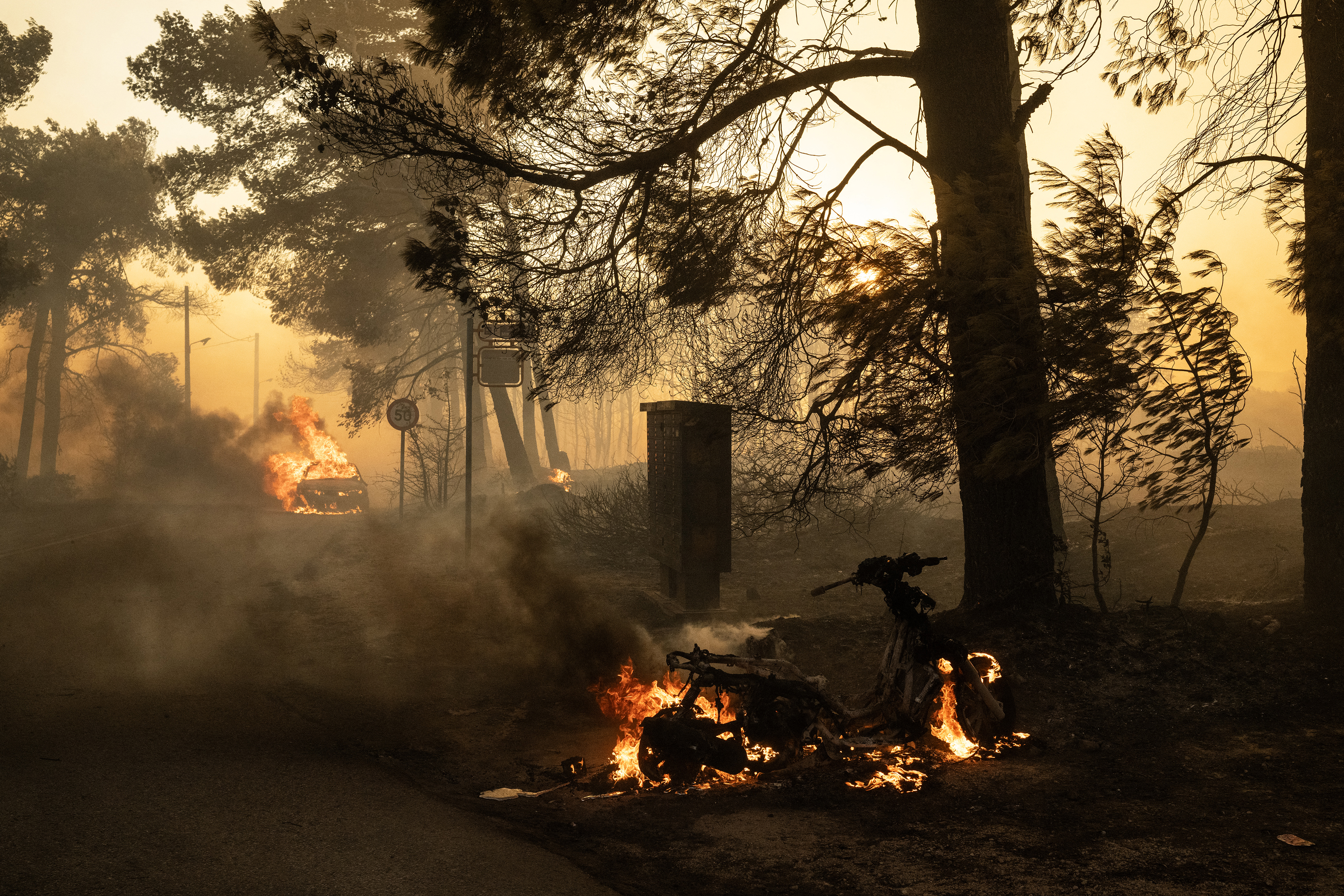 Major wildfire rages out of control on fringes of Greek capital; hundreds of firefighters deployed