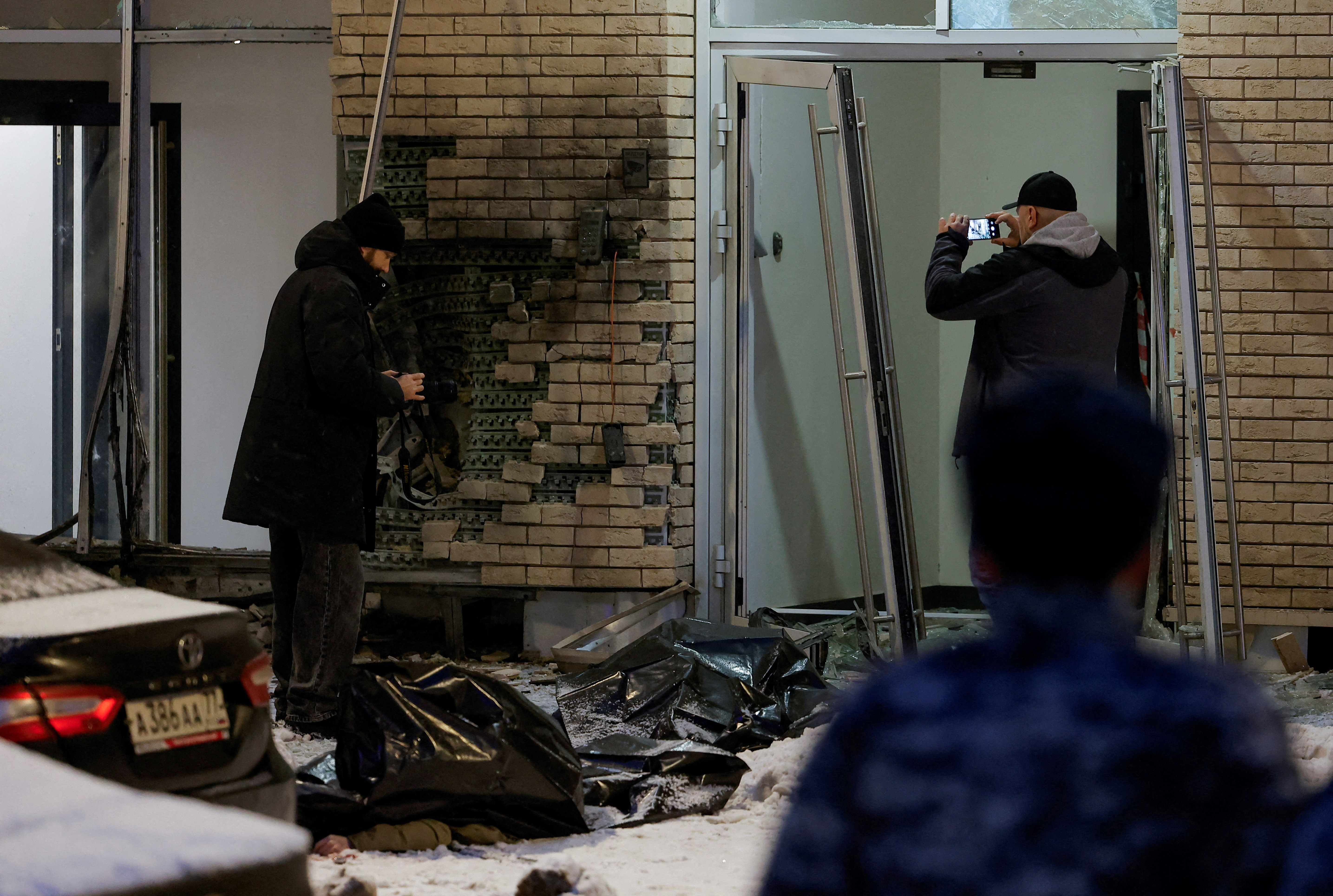 SENSITIVE MATERIAL. THIS IMAGE MAY OFFEND OR DISTURB A view shows a scene of an explosion in which, according to Russia's investigative committee, Russian general Igor Kirillov, in charge of nuclear protection forces, and his assistant were killed, in Moscow, Russia December 17, 2024. REUTERS/Maxim Shemetov TPX IMAGES OF THE DAY