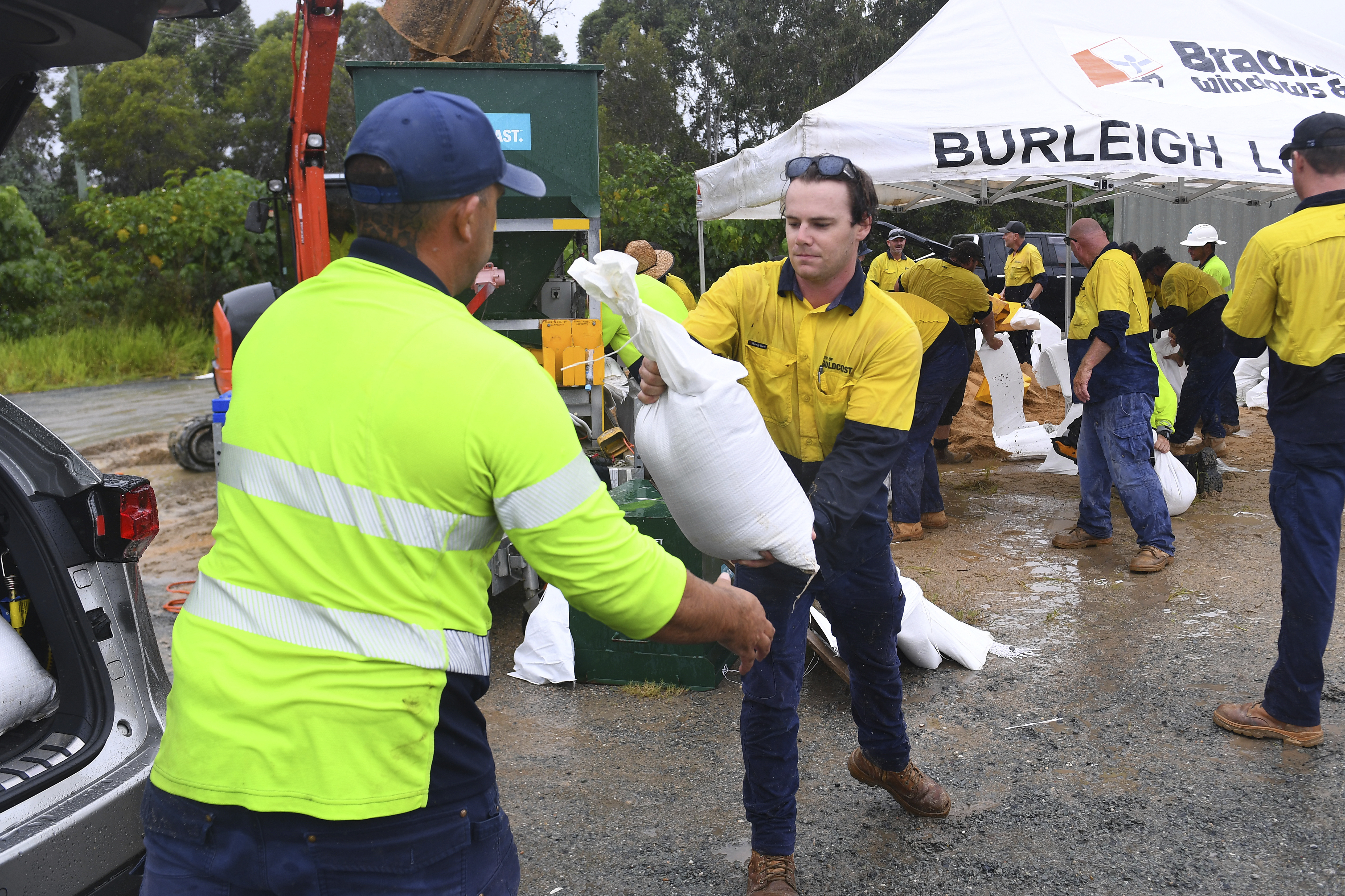 authorities give sandbags