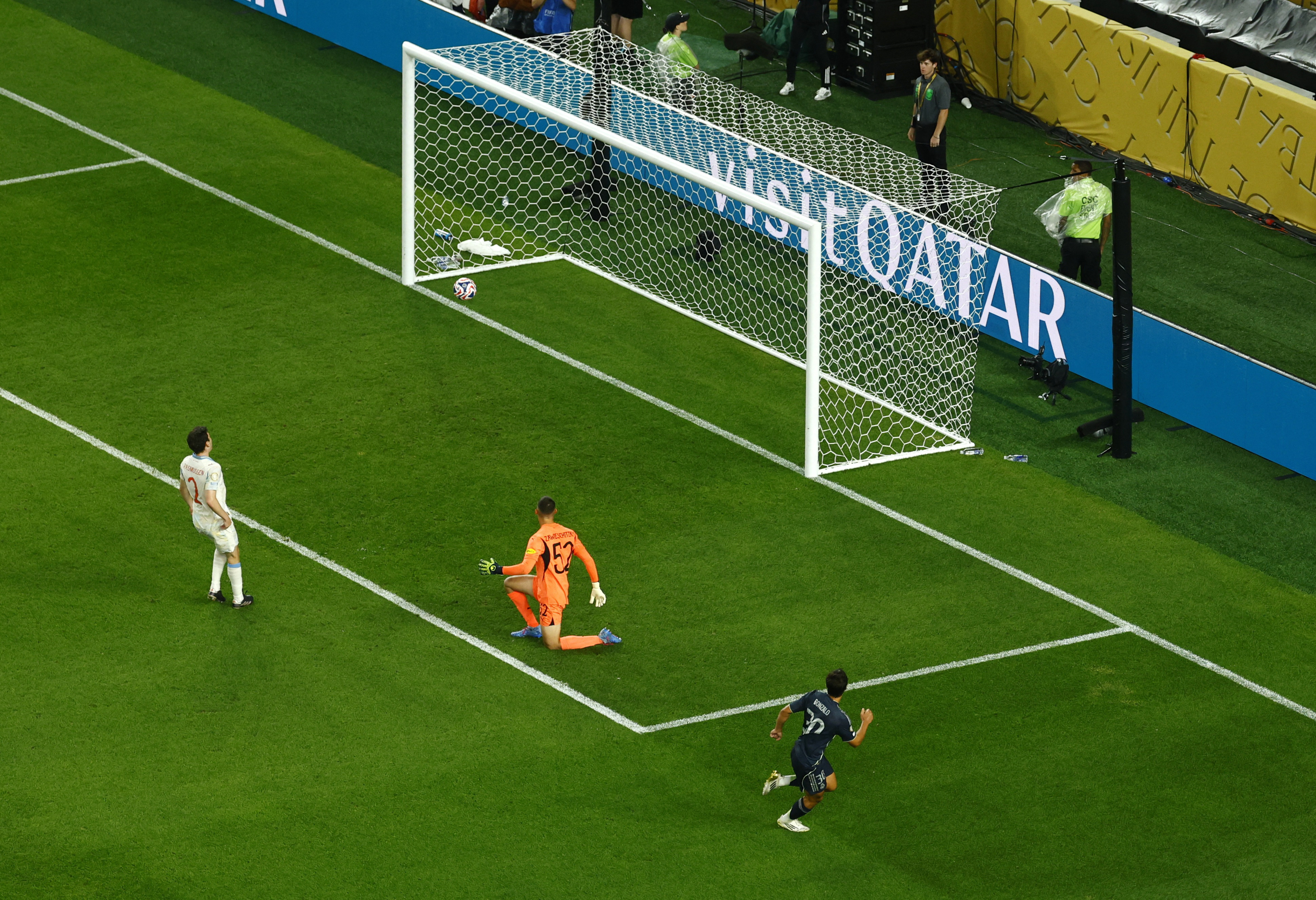 FIFA Club World Cup - Group H - RB Salzburg v Real Madrid - Lincoln Financial Field, Philadelphia, Pennsylvania, U.S. - June 26, 2025 Real Madrid's Gonzalo Garcia scores their third goal 