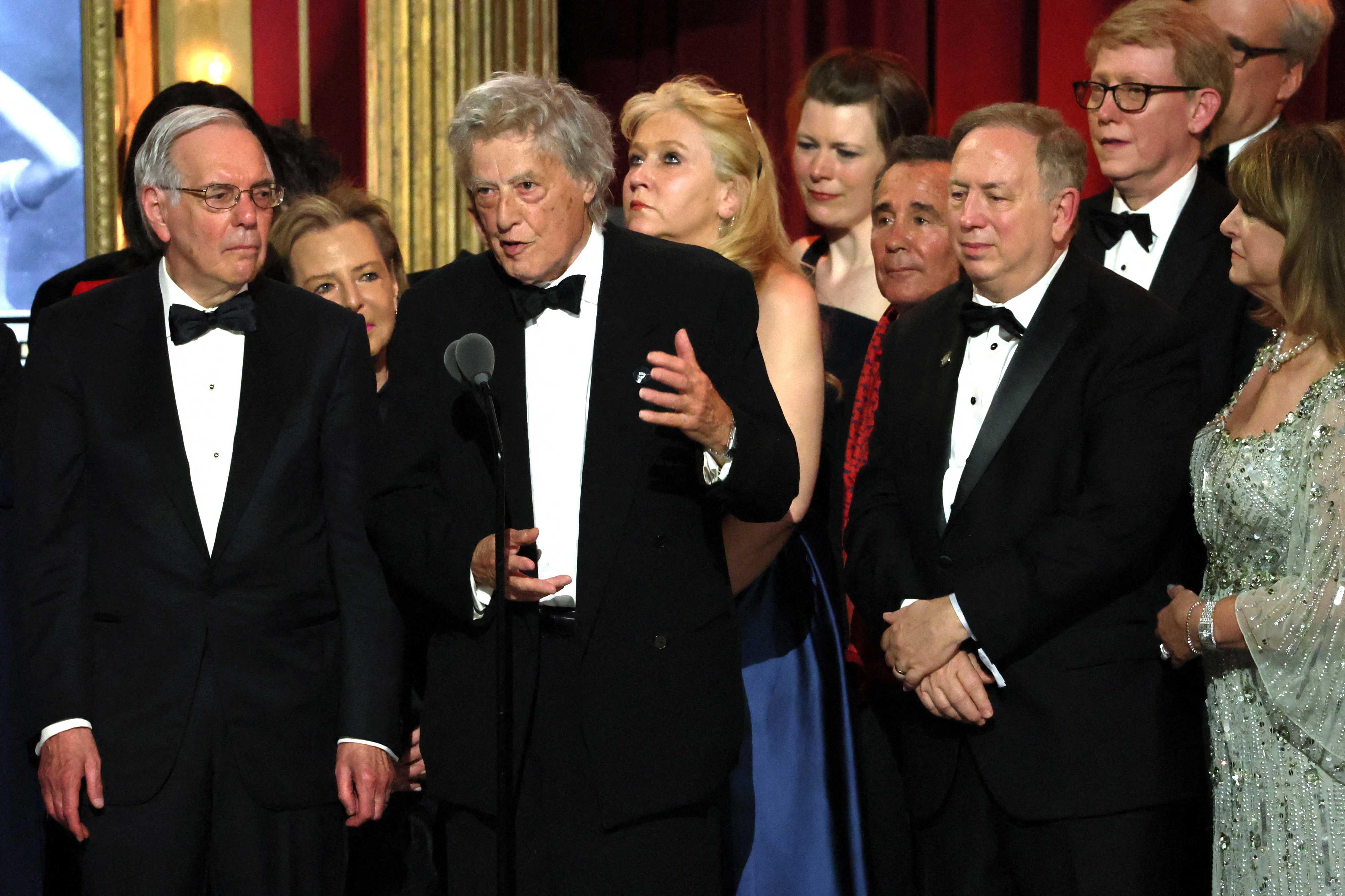 FILE PHOTO: Tom Stoppard accepts the award for Best New Play for "Leopoldstadt" at the 76th Annual Tony Awards in New York City, U.S., June 11, 2023. REUTERS/Brendan Mcdermid/File Photo