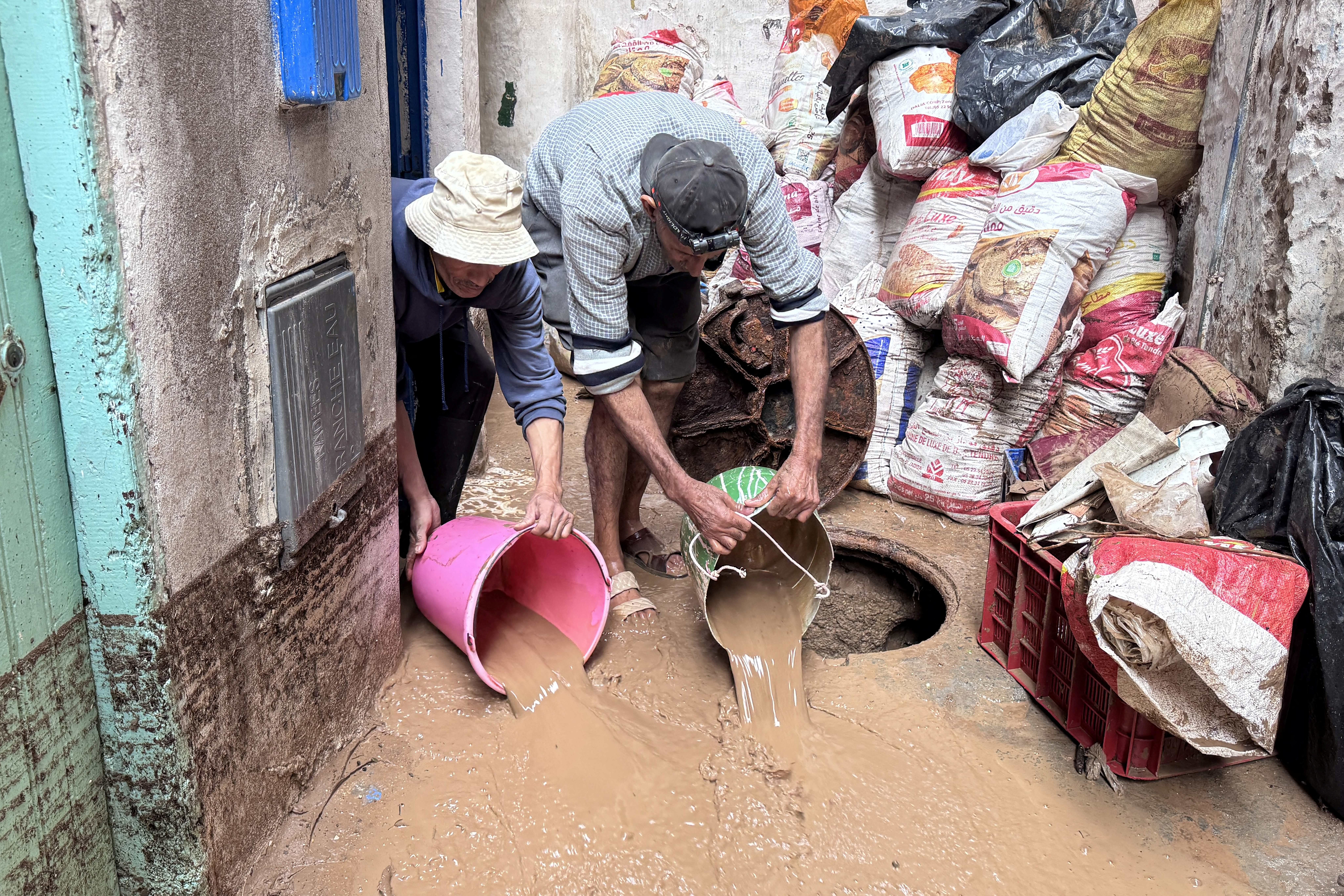 Flash flood kills dozens in Morocco town