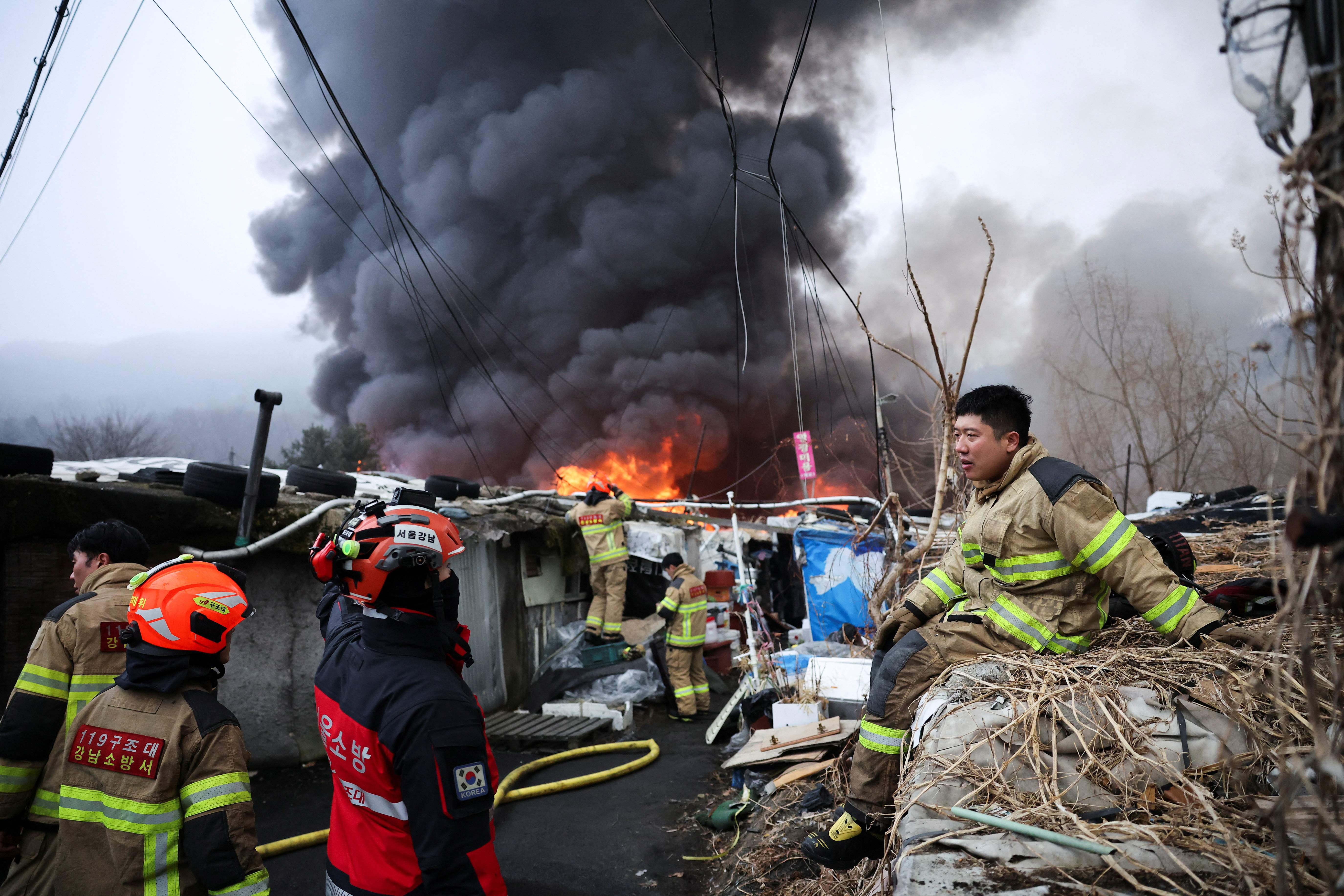Fire breaks out in Seoul's last-remaining shanty town