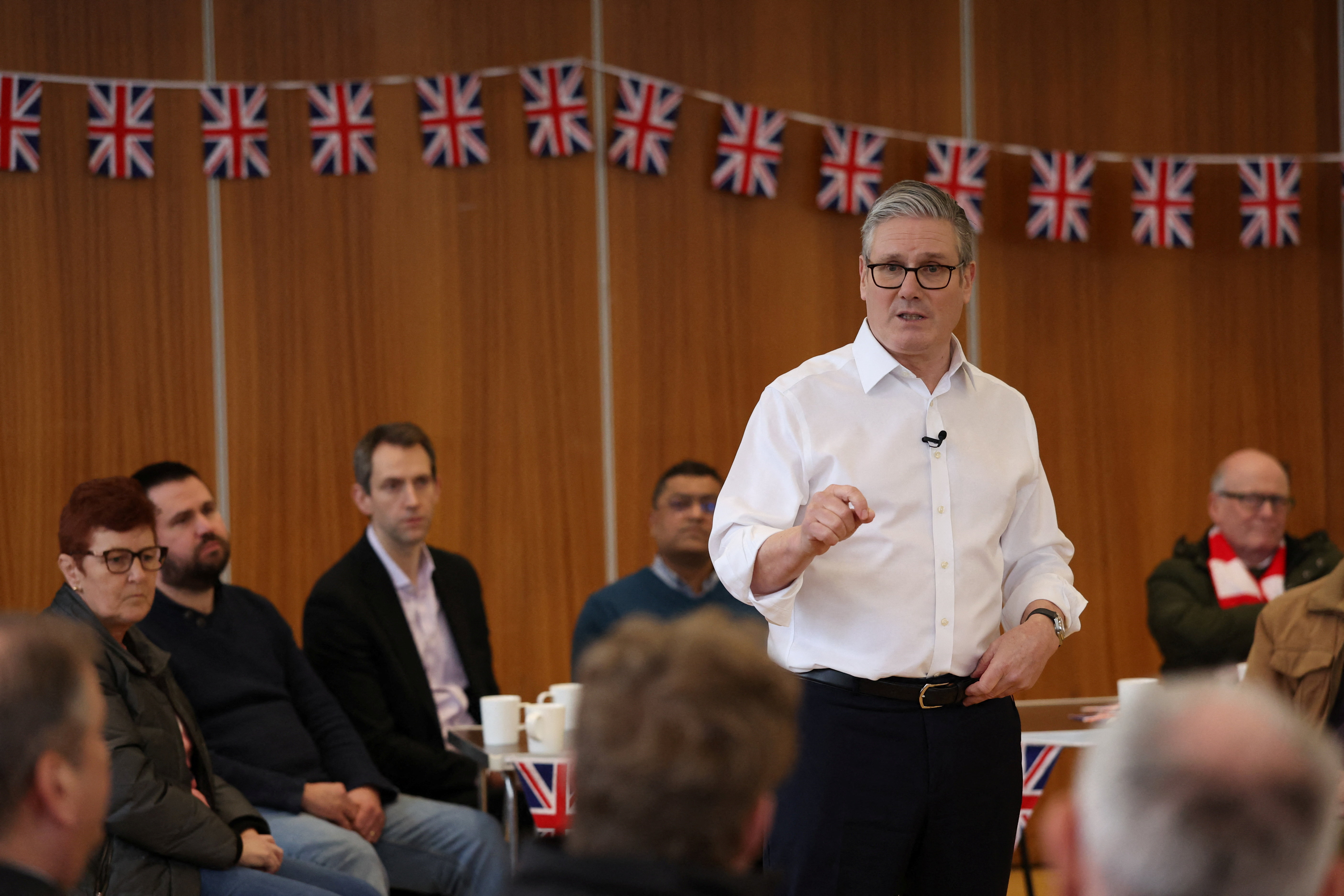 British Prime Minister Keir Starmer speaks during a visit to Panshanger Community Centre, as part of his cost‑of‑living tour, in Welwyn Garden City, Britain, February 10, 2026. [Suzanne Plunkett/Reuters]