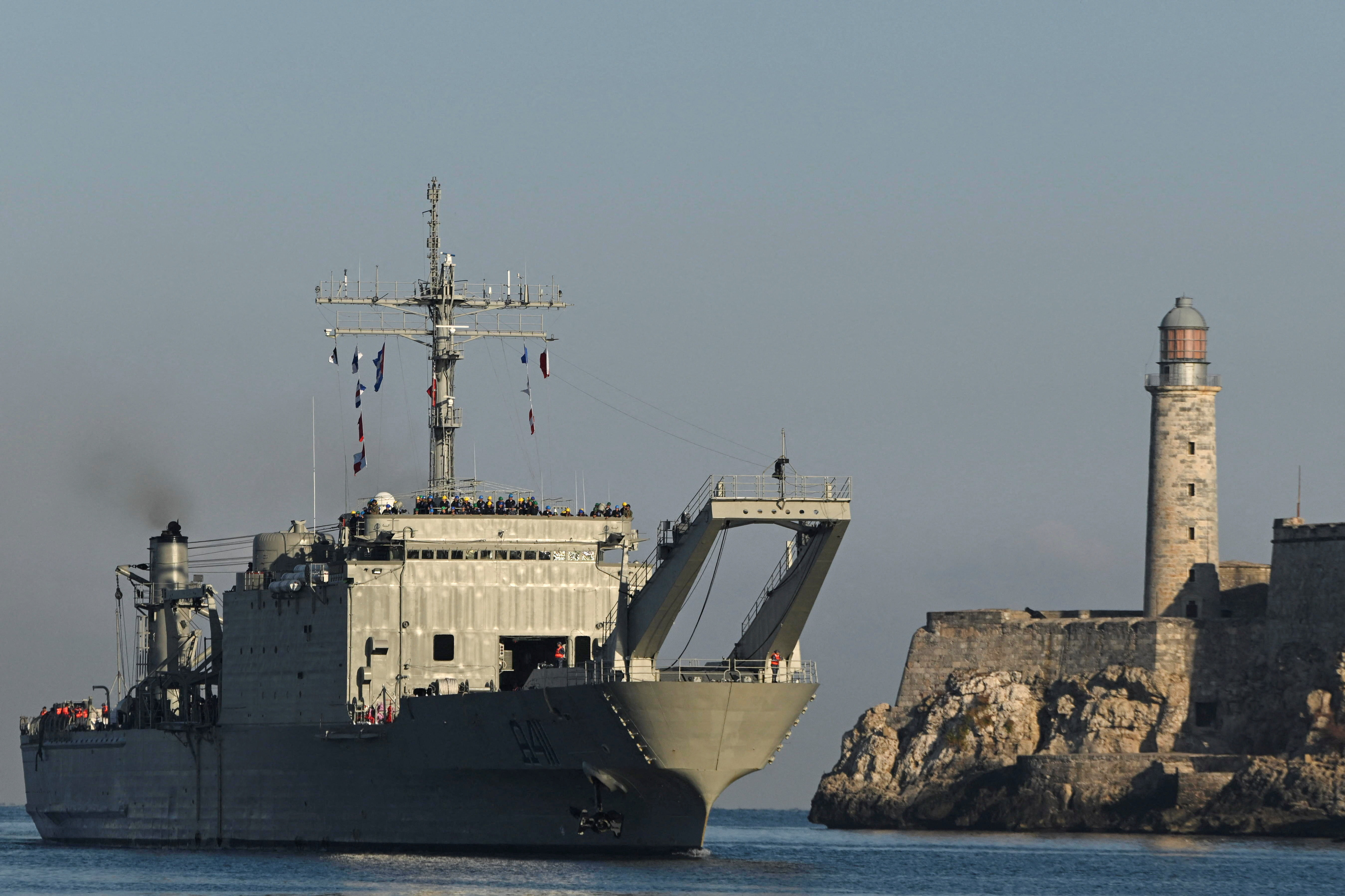 Ships arrive in Havana harbor from Mexico