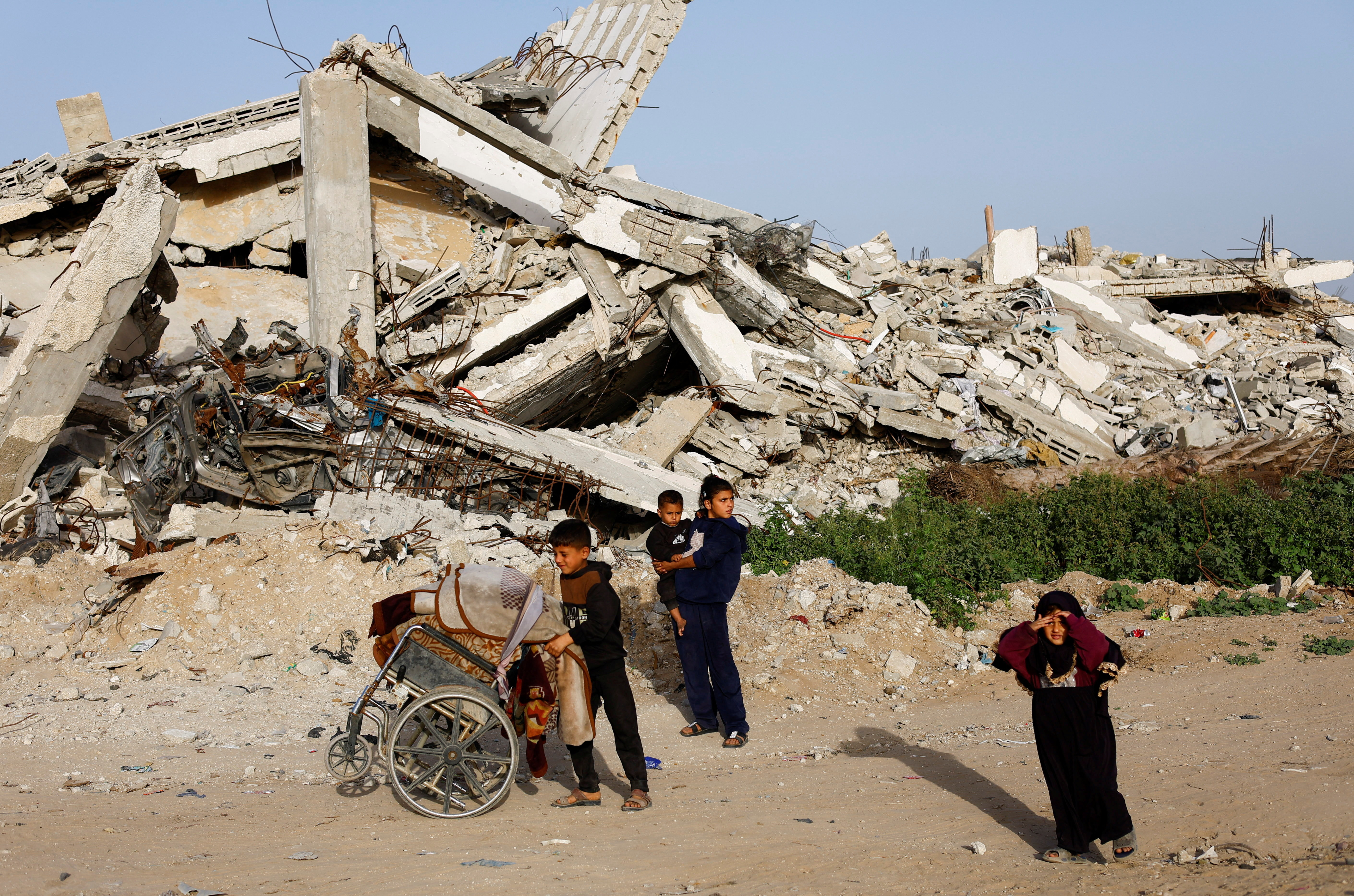 Amid destruction, Gaza clings to Ramadan traditions with resilience