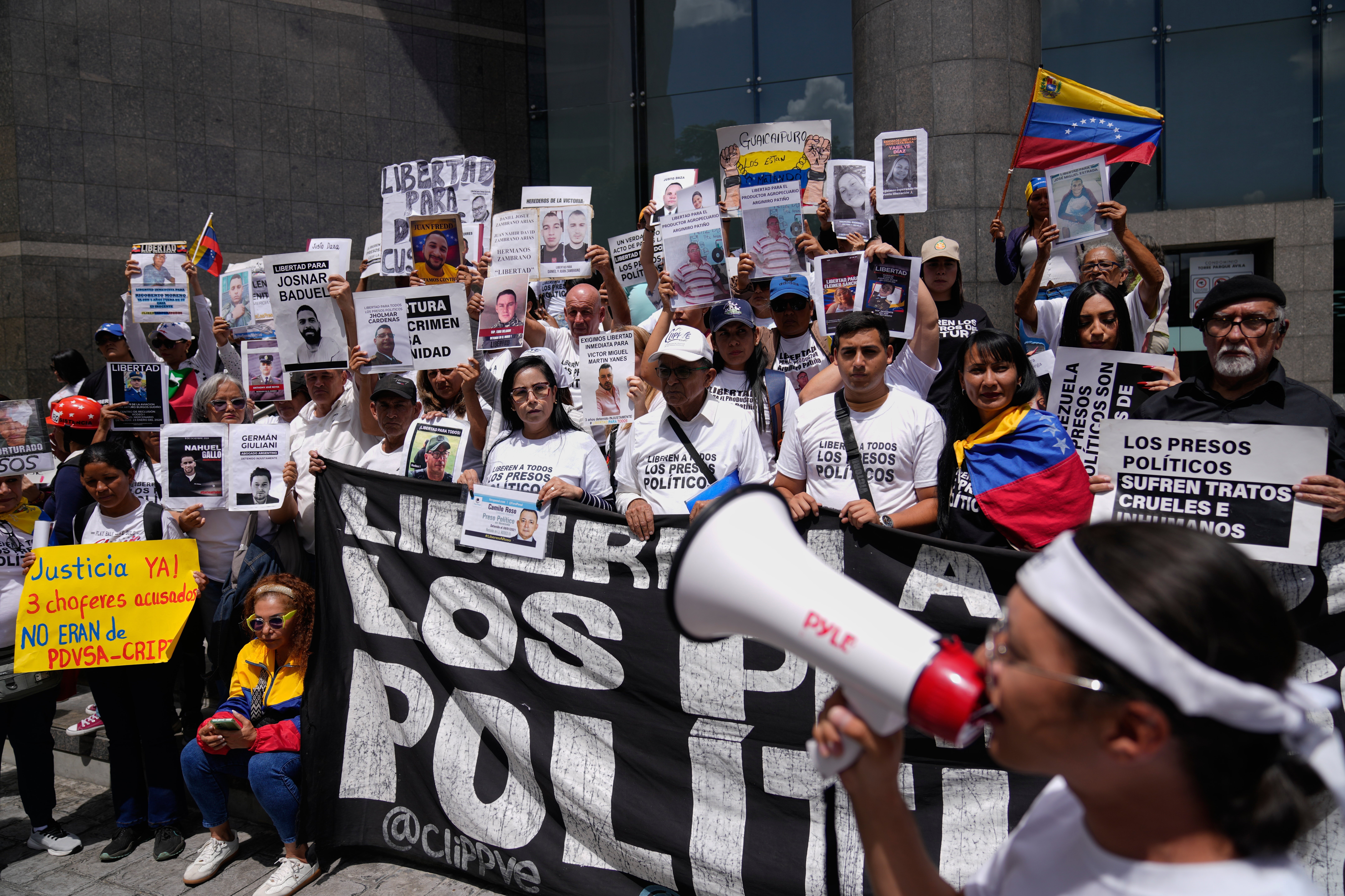 Families of political prisoners march through Caracas