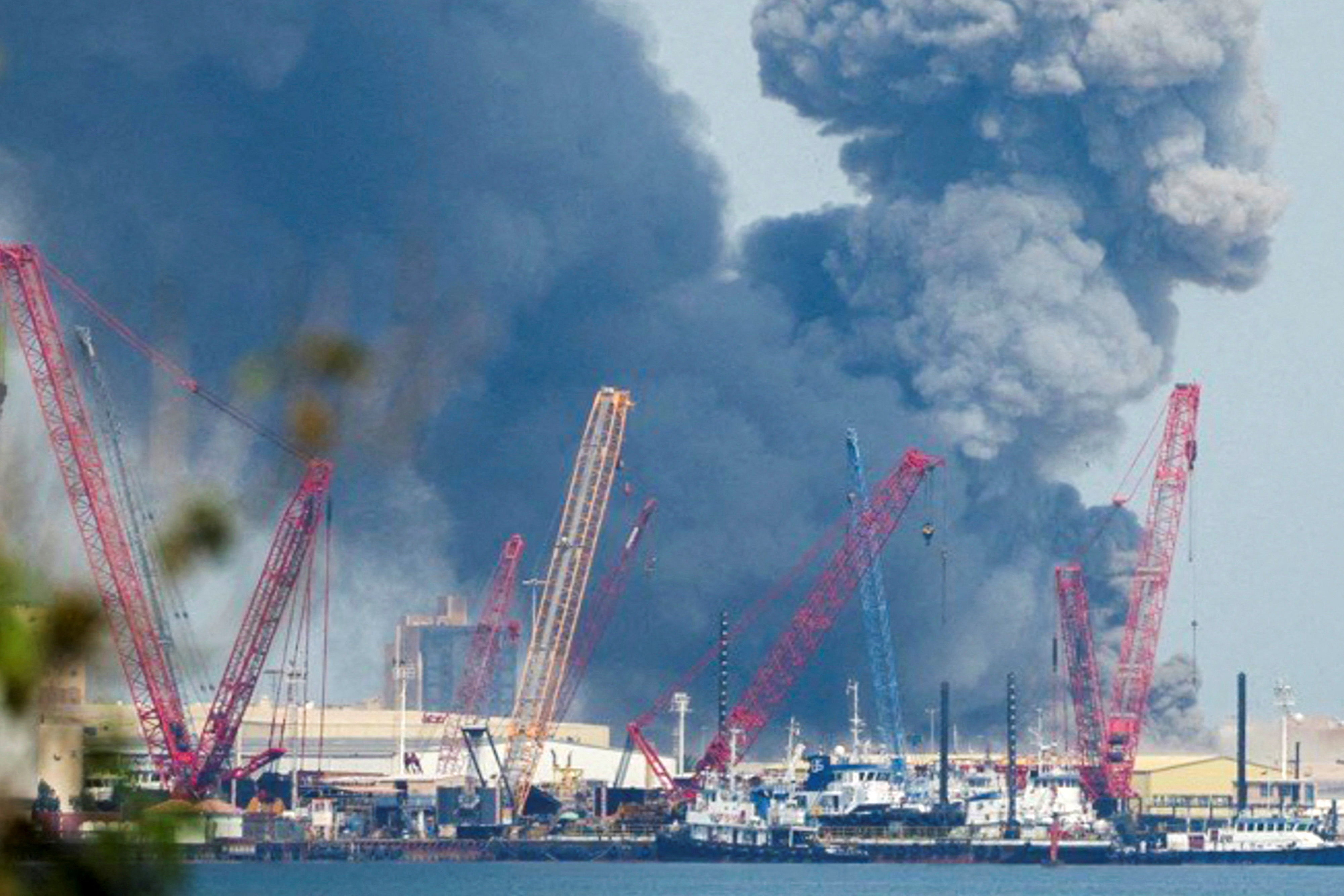 Smoke rises in the sky after blasts were heard in Manama, Bahrain, February 28, 2026. REUTERS/Stringer TPX IMAGES OF THE DAY