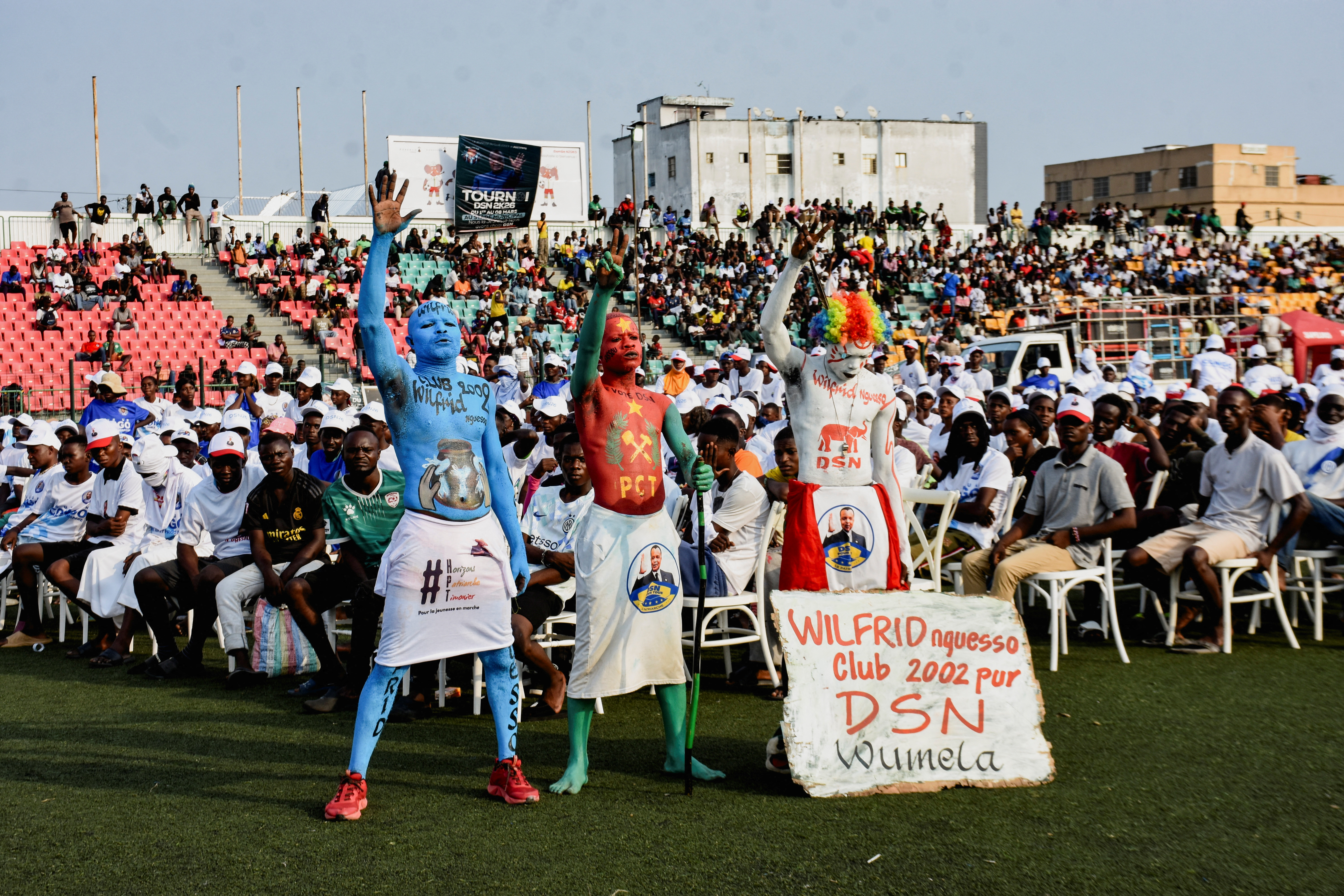 Nguesso supporters