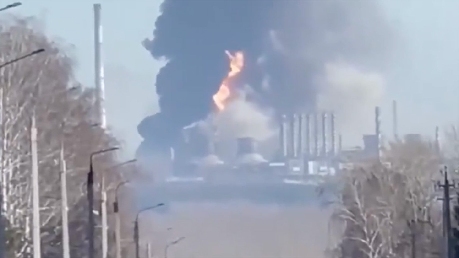 Explosion at Russian petrochemical site