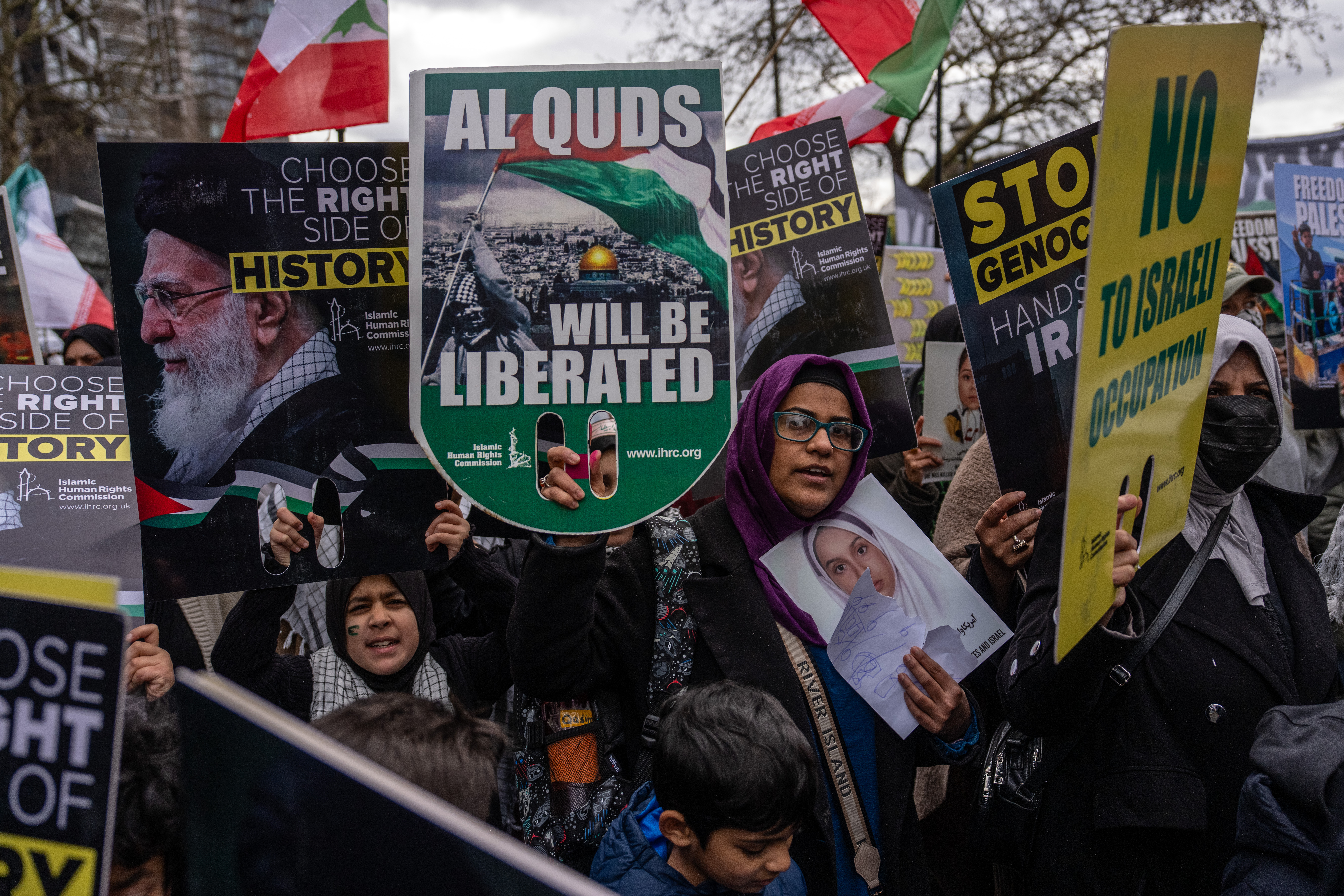 LONDON, ENGLAND - MARCH 15: People take part in an Al Quds Day rally on March 15, 2026 in London, England. Britain's Home Secretary, Shabana Mahmood, has formally banned the Al Quds Day London march organised by the Islamic Human Rights Commission after a request from the Metropolitan Police citing a high risk of "serious public disorder" due to ongoing tensions in the Middle East. While the moving march is prohibited, a static rally is proceeding because UK law does not currently grant the power to ban stationary assemblies. This marks the first time a protest march has been banned in the UK since 2012. (Photo by Carl Court/Getty Images)