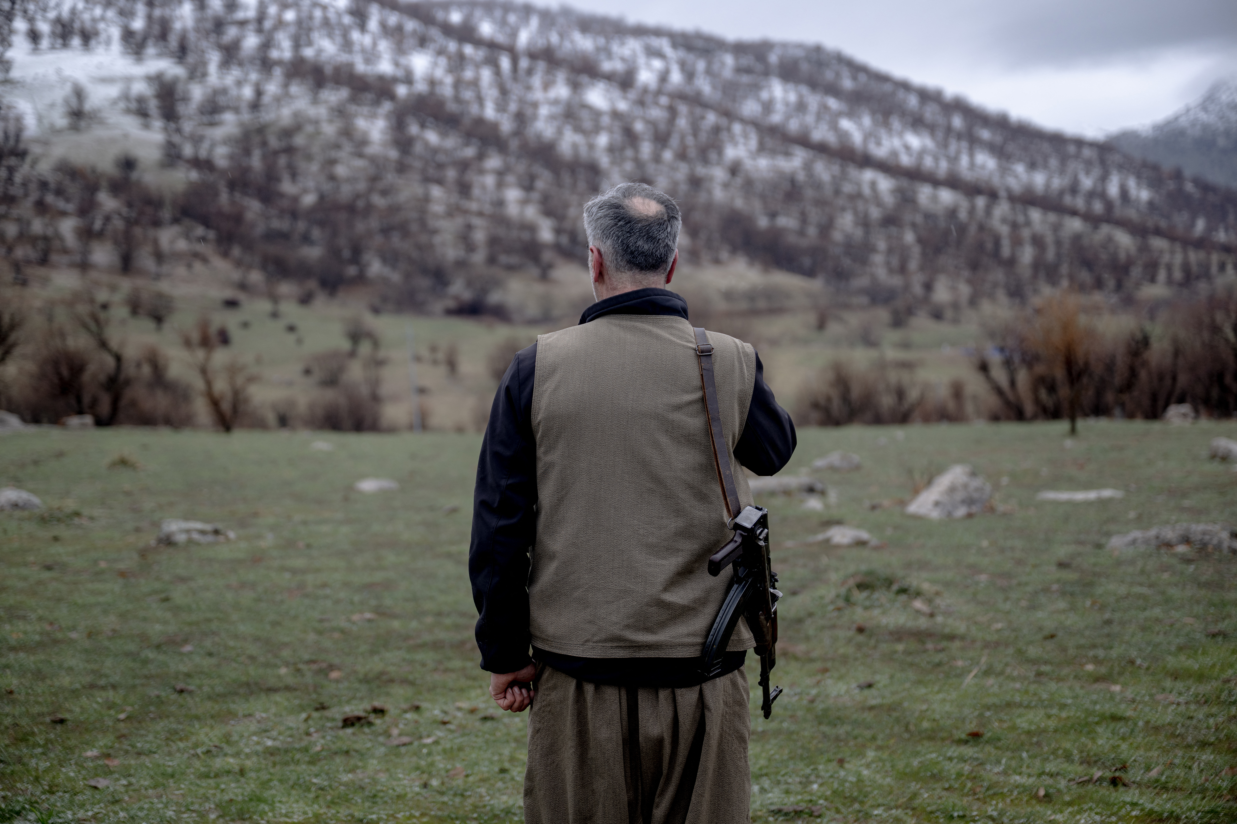 A Kurdish fighter from the Iranian Kurdish armed faction Kurdistan Free