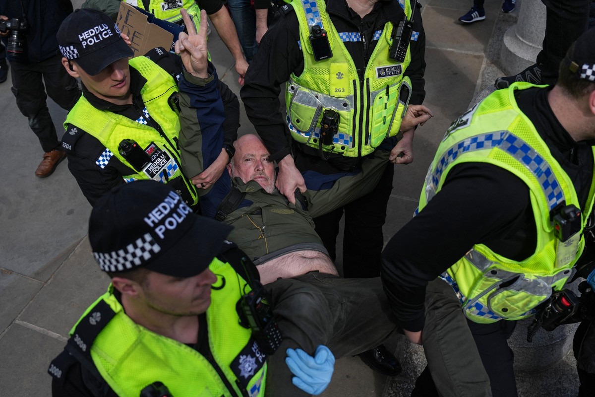 Police arrest 523 at London pro-Palestinian protest in Trafalgar Square