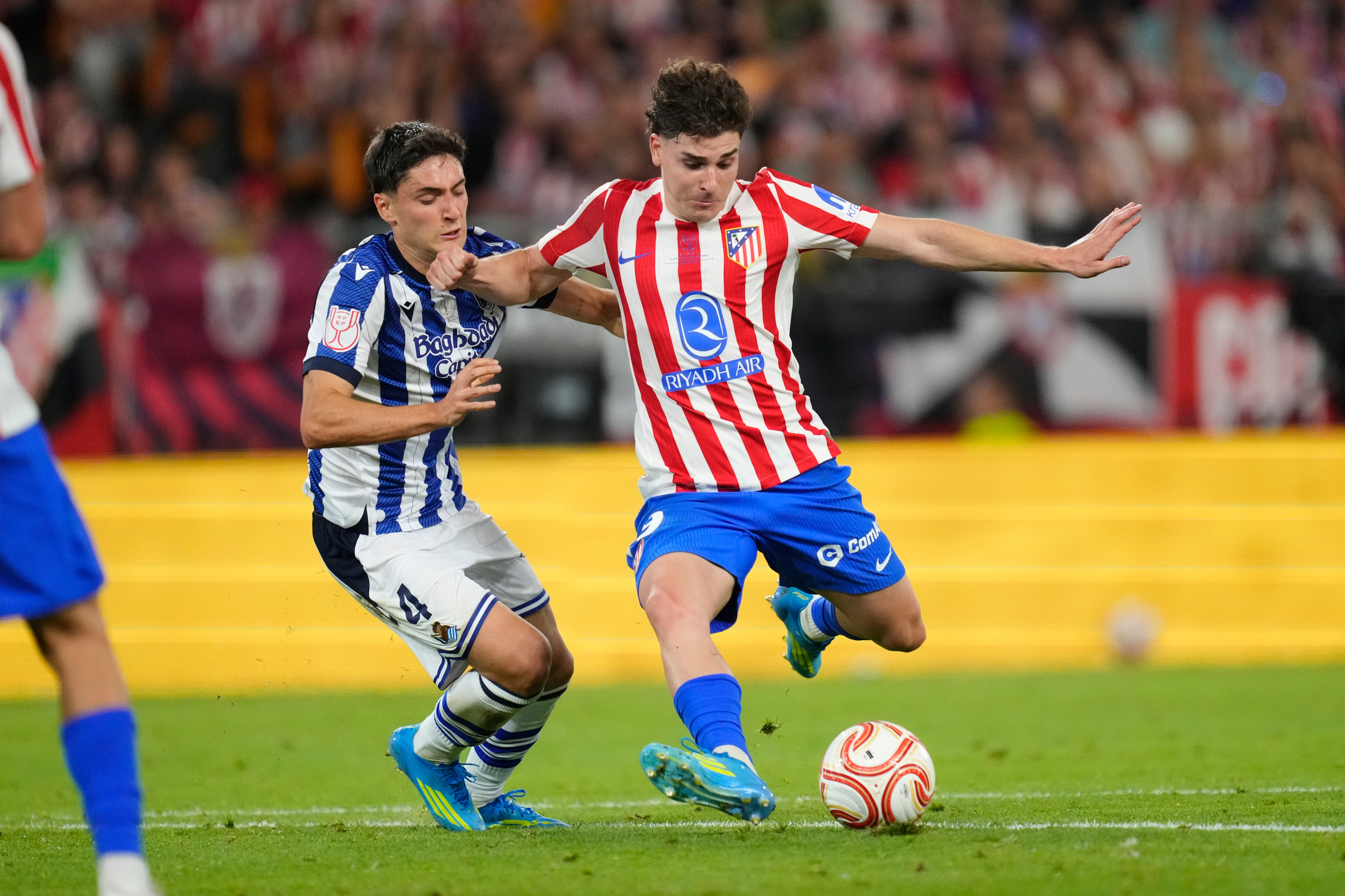 Julian Alvarez in action.