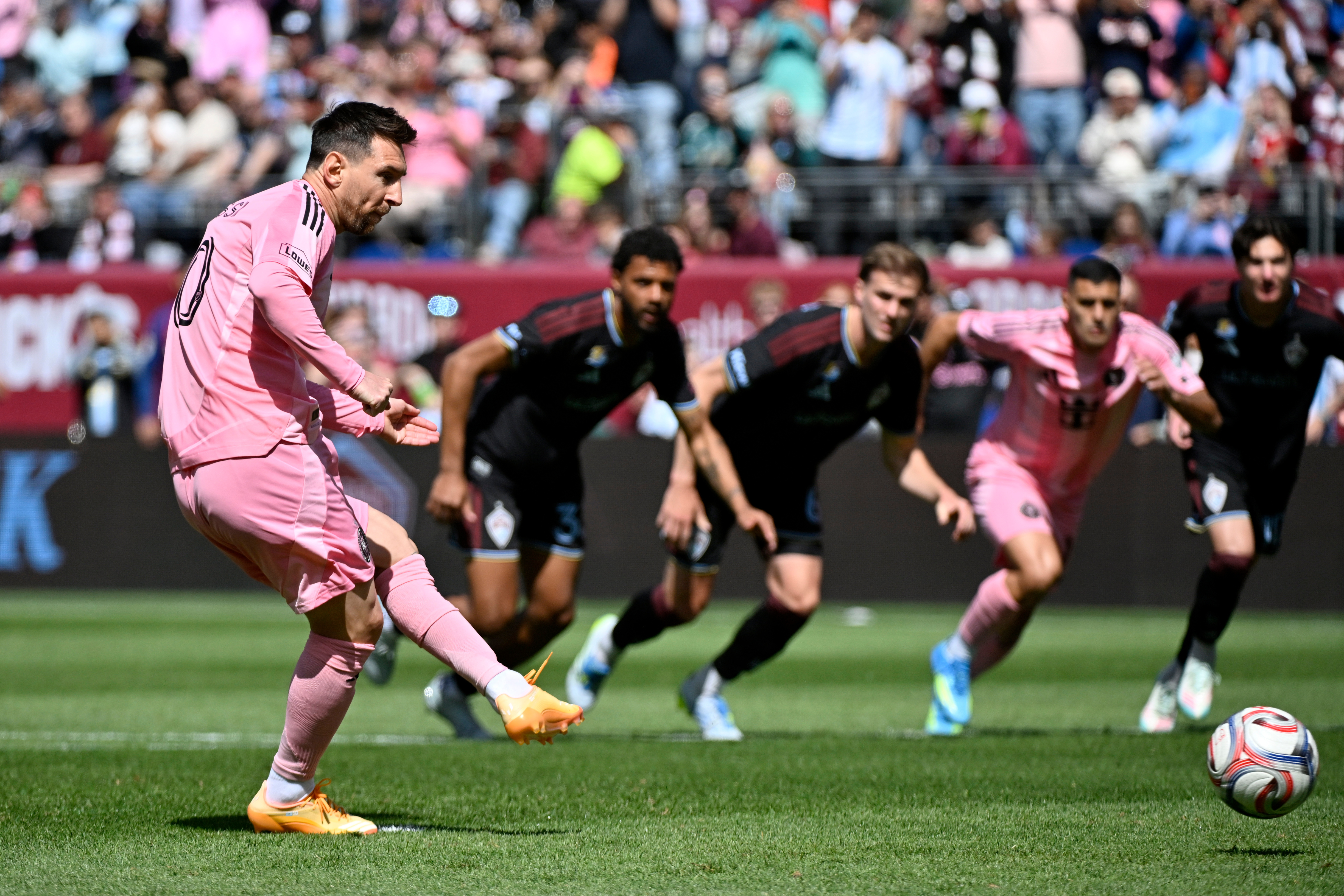Lionel Messi in action.