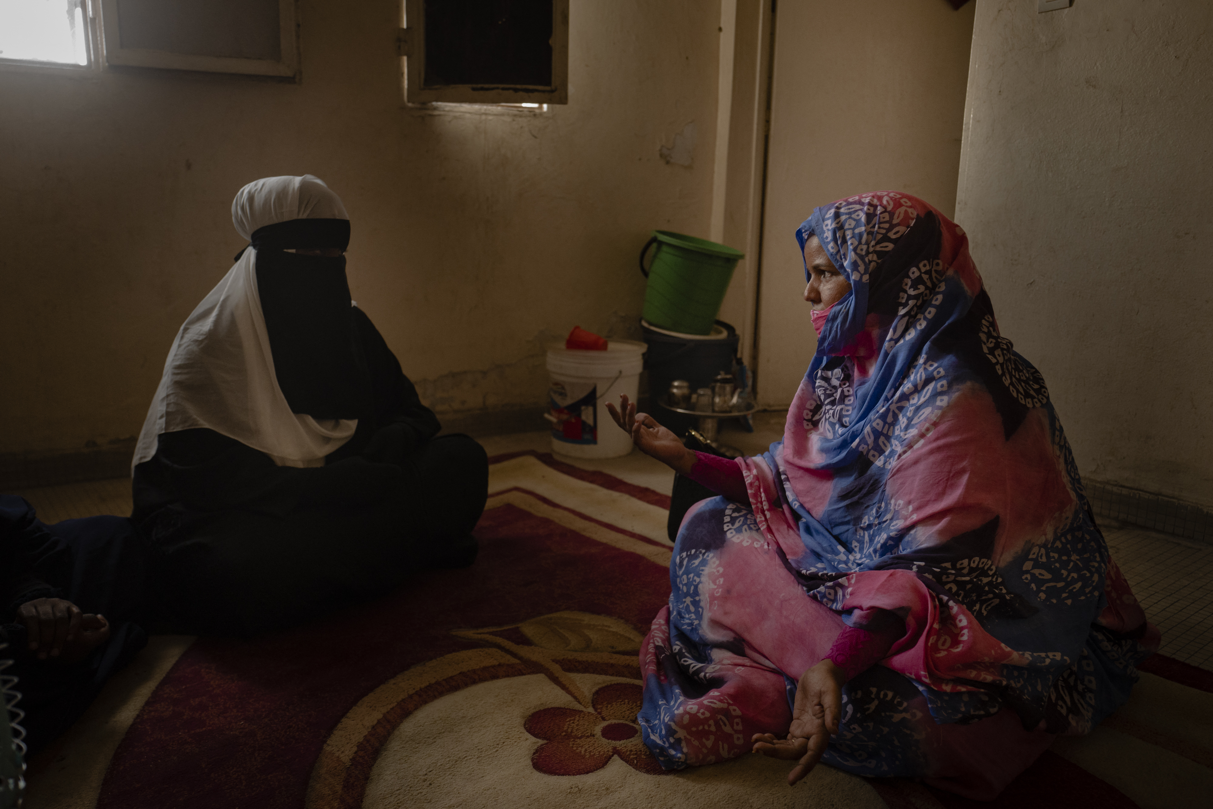 Trained women volunteers travel throughout the country to homes, markets, mosques, prisons, and schools to raise awareness among the most vulnerable