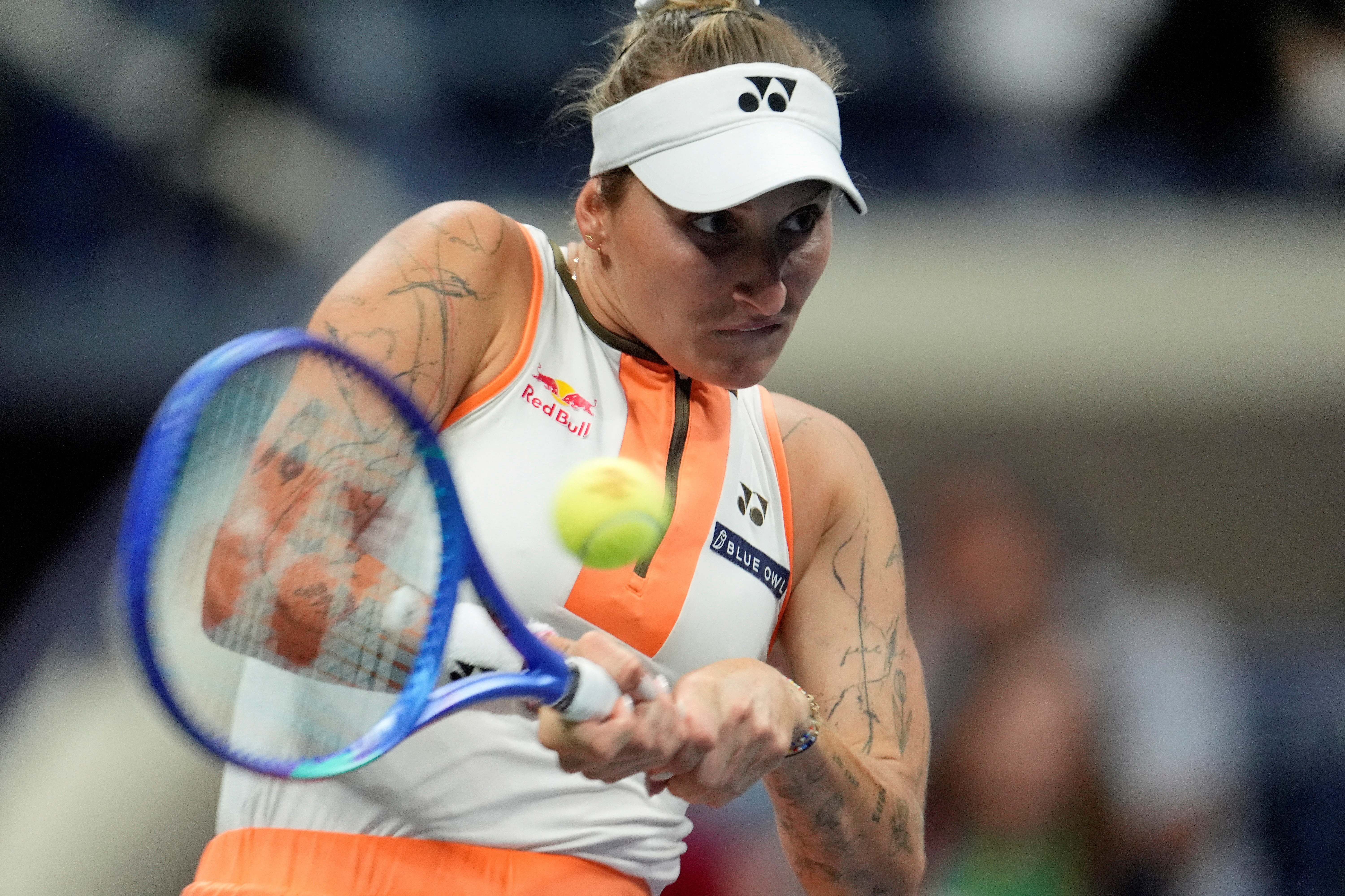 Marketa Vondrousova in action.