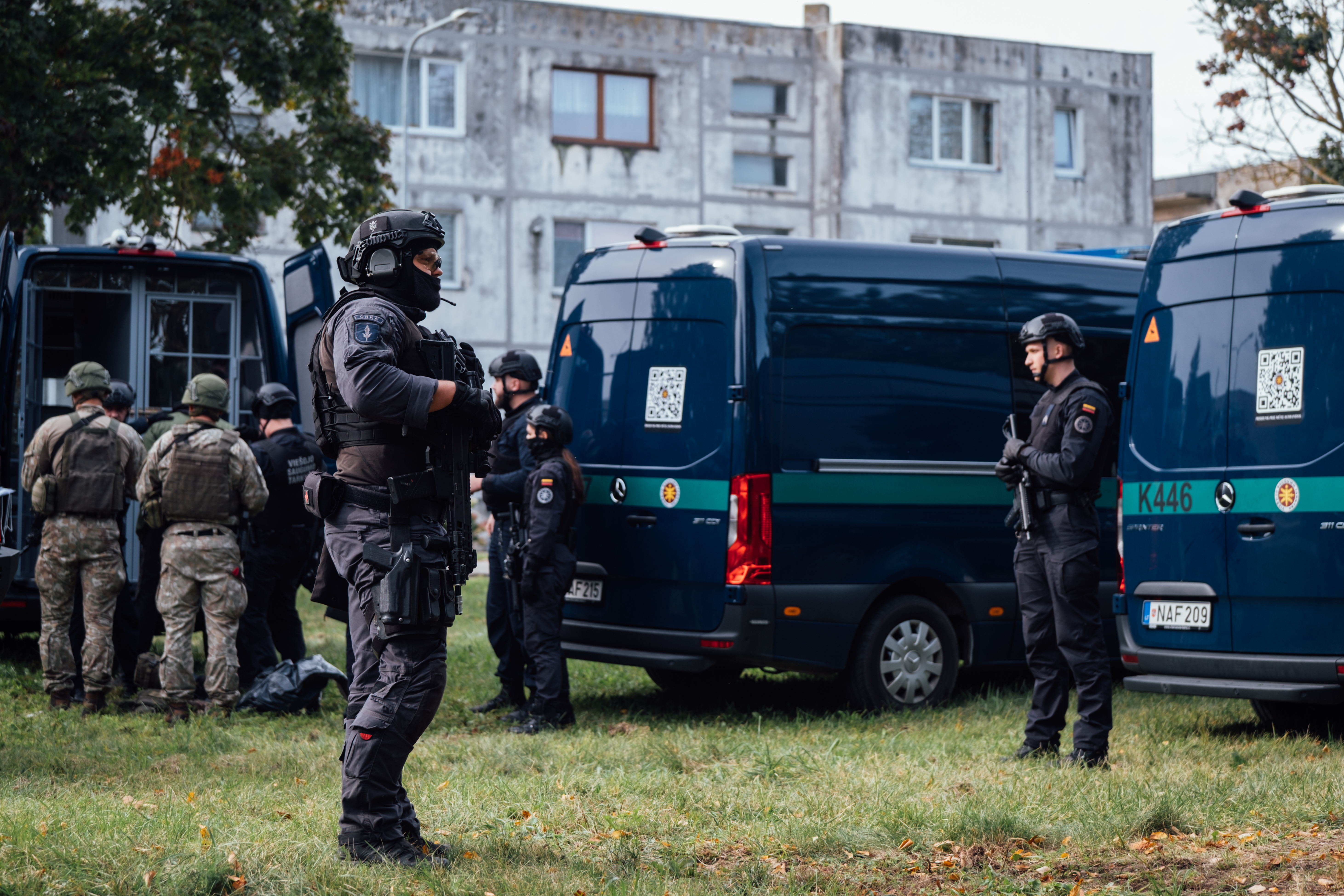 Lithunanian armed special forces and members of the Lithuanian Riflemen’s Union take part in a military exercise in central Lithuania [File: Nils Adler/Al Jazeera]
