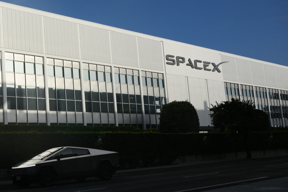 The SpaceX logo is seen on Space Exploration Technologies Corp. facility in Hawthorne, California, the US on June 9, 2026