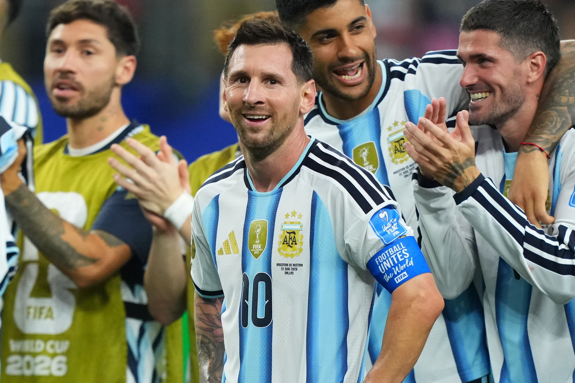 epa13057293 Lionel Messi of Argentina celebrates with teammates after winning the FIFA World Cup 2026 group stage match Argentina against Austria, in Dallas, USA, 22 June 2026. EPA/JEFFREY MCWHORTER