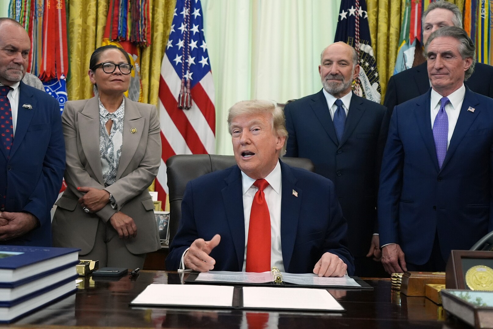 Trump oval office
