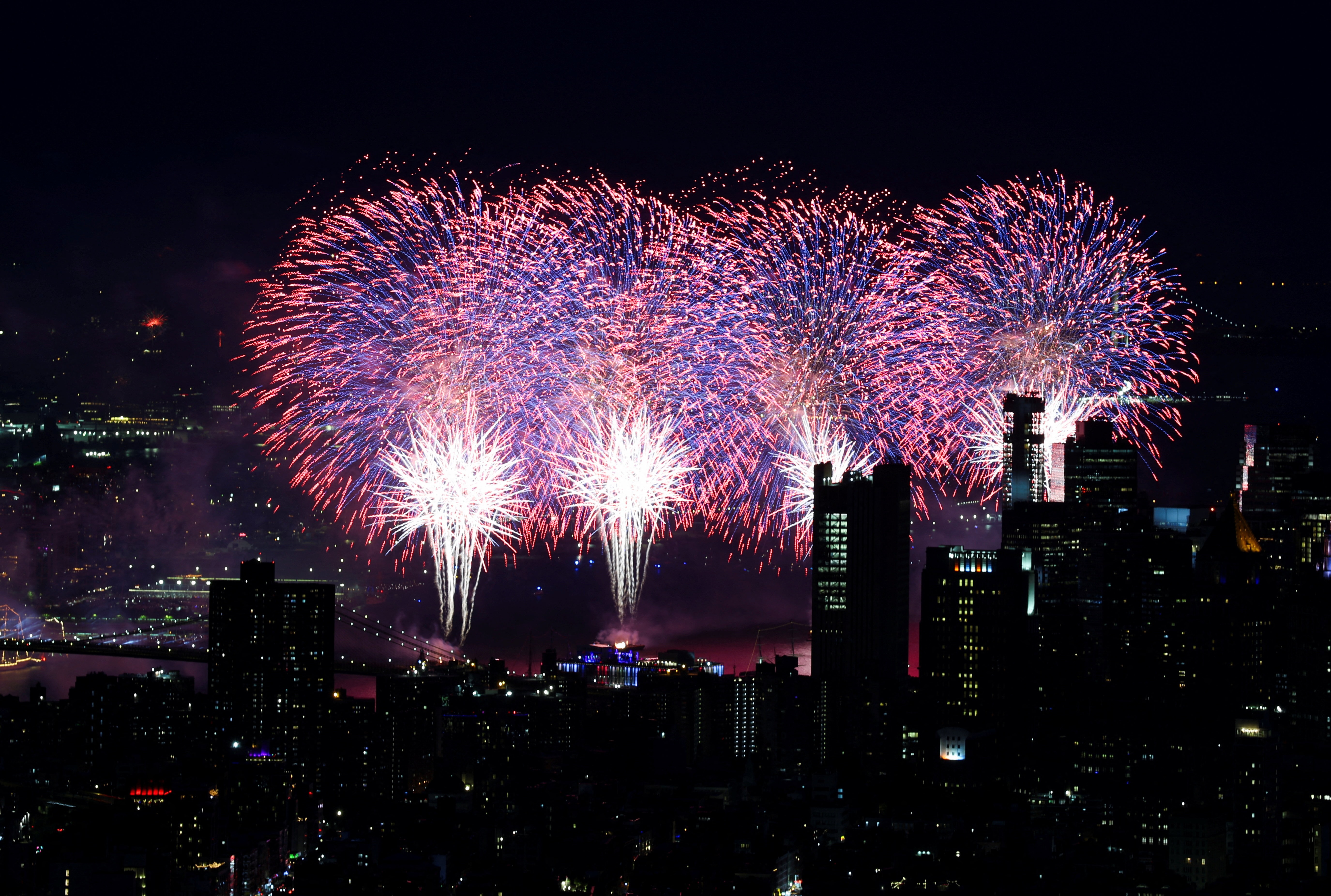 Macy's Fourth of July fireworks explode as the United States celebrates its 250th anniversary on Independence Day in New York City, U.S., July 4, 2026. REUTERS/Carlos Barria