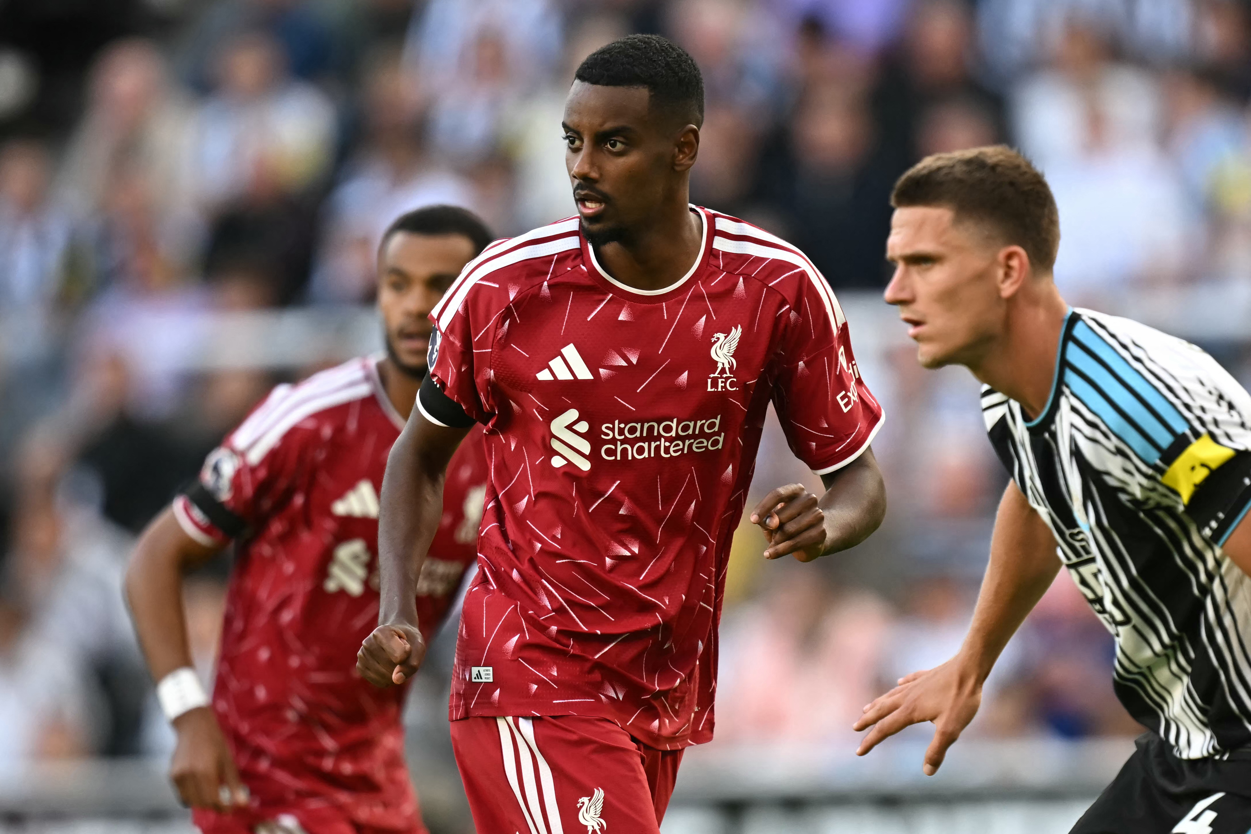 Liverpool's Swedish striker #09 Alexander Isak during the English Premier League football match between Newcastle United and Liverpool at St James' Park in Newcastle-upon-Tyne, north east England on August 23, 2026. (Photo by Paul ELLIS / AFP) / RESTRICTED TO EDITORIAL USE. NO USE WITH UNAUTHORIZED AUDIO, VIDEO, DATA, FIXTURE LISTS, CLUB/LEAGUE LOGOS OR 'LIVE' SERVICES. ONLINE IN-MATCH USE LIMITED TO 120 IMAGES. AN ADDITIONAL 40 IMAGES MAY BE USED IN EXTRA TIME. NO VIDEO EMULATION. SOCIAL MEDIA IN-MATCH USE LIMITED TO 120 IMAGES. AN ADDITIONAL 40 IMAGES MAY BE USED IN EXTRA TIME. NO USE IN BETTING PUBLICATIONS, GAMES OR SINGLE CLUB/LEAGUE/PLAYER PUBLICATIONS.