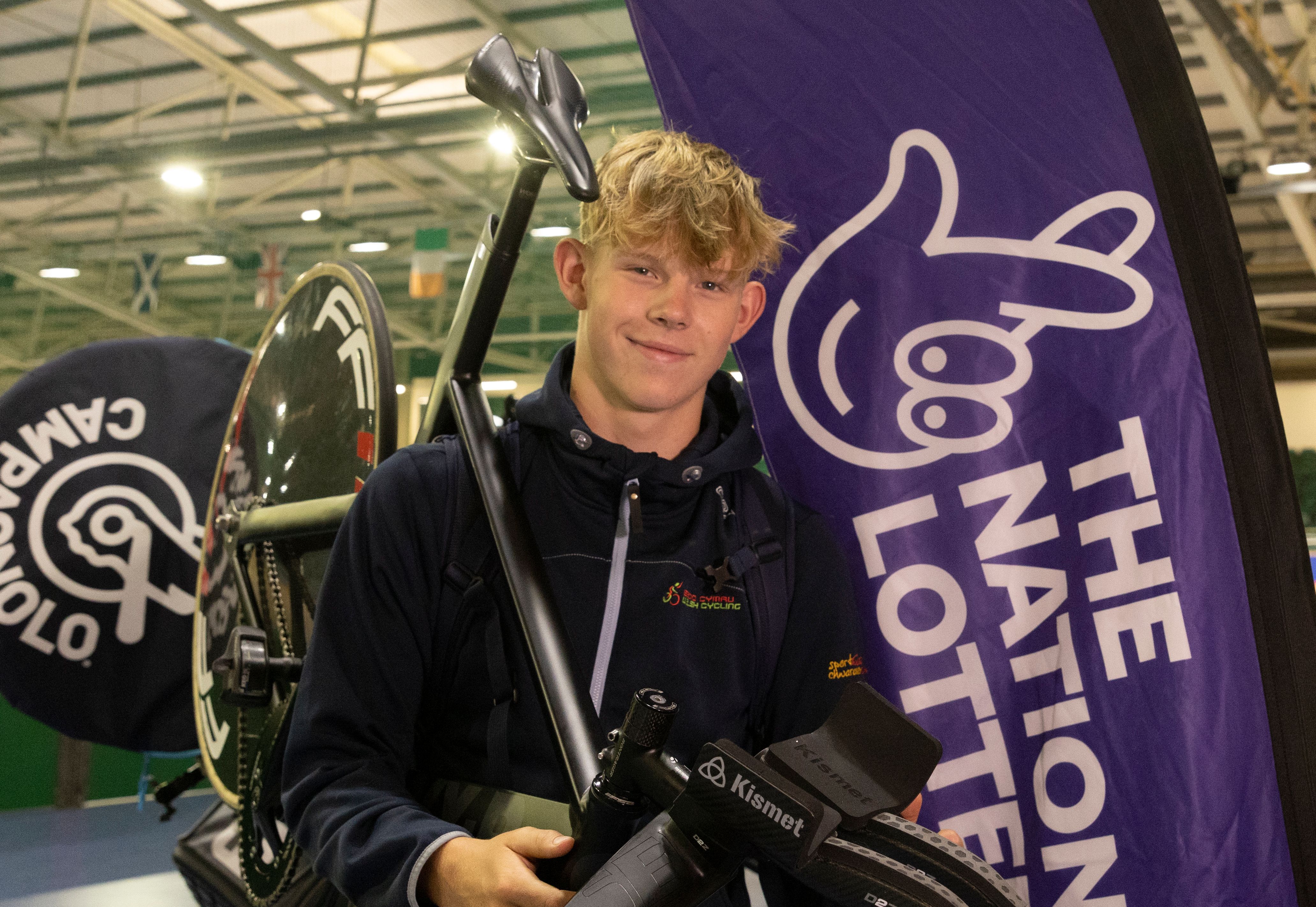 NEWPORT, WALES - AUGUST 04: Finlay Tarling arrives at the velodrome as Colin Jackson and Dani Rowe visit The National Lottery funded Newport Velodrome as part of the Commonwealth Games on August 04, 2022 in Newport, Wales. (Photo by Huw Fairclough/Getty Images for The National Lottery)